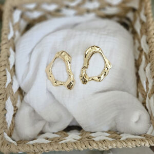 Boucle d'oreille creuse