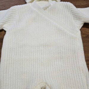 Ensemble naissance tricoté – 3 pièces