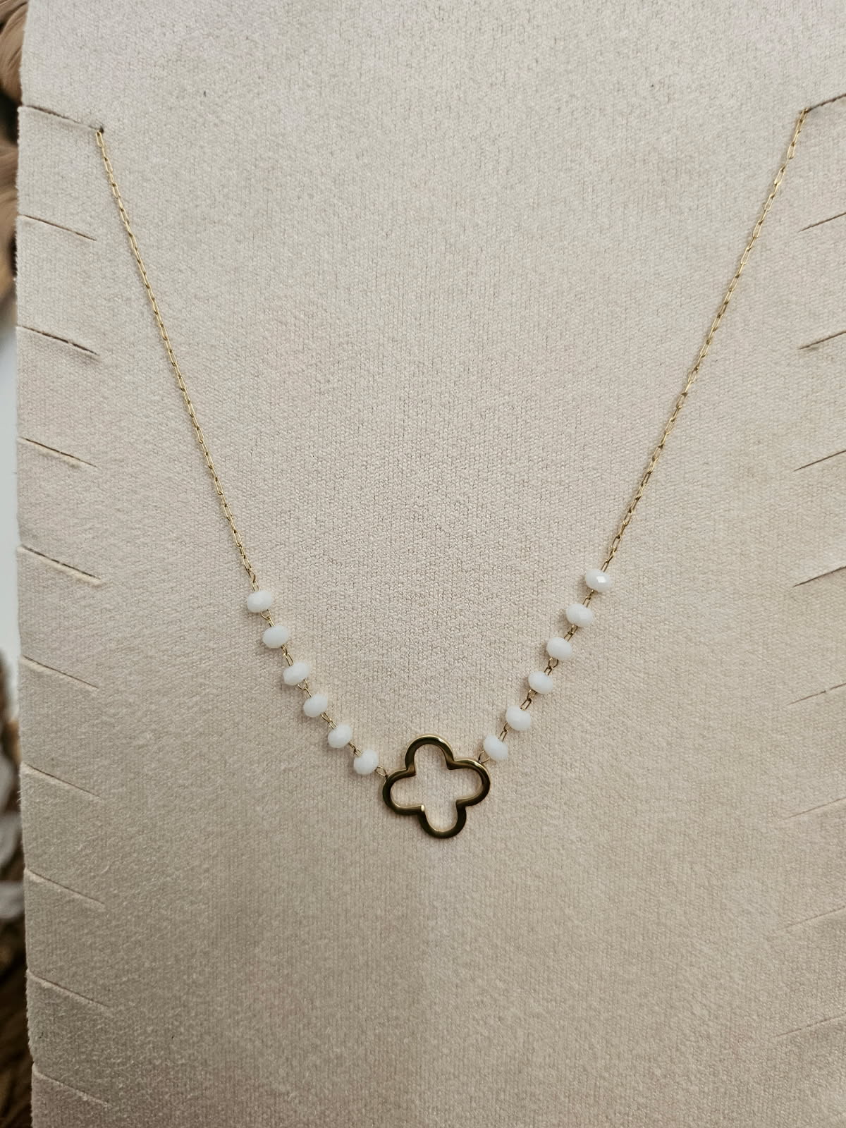 Collier “Pure Douceur” – Trèfle Blanc – Image 4