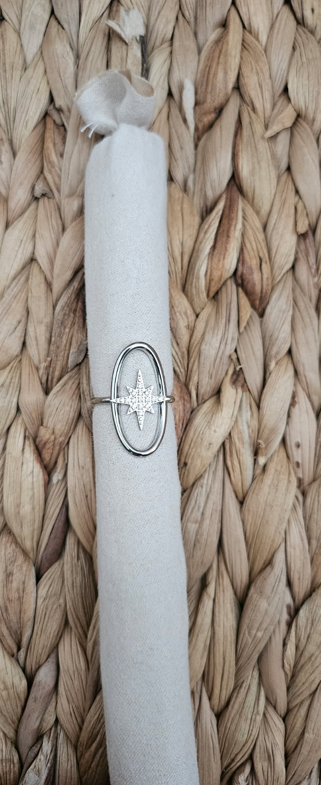 Bague “Étoile Argentée” – Ajustable Strass