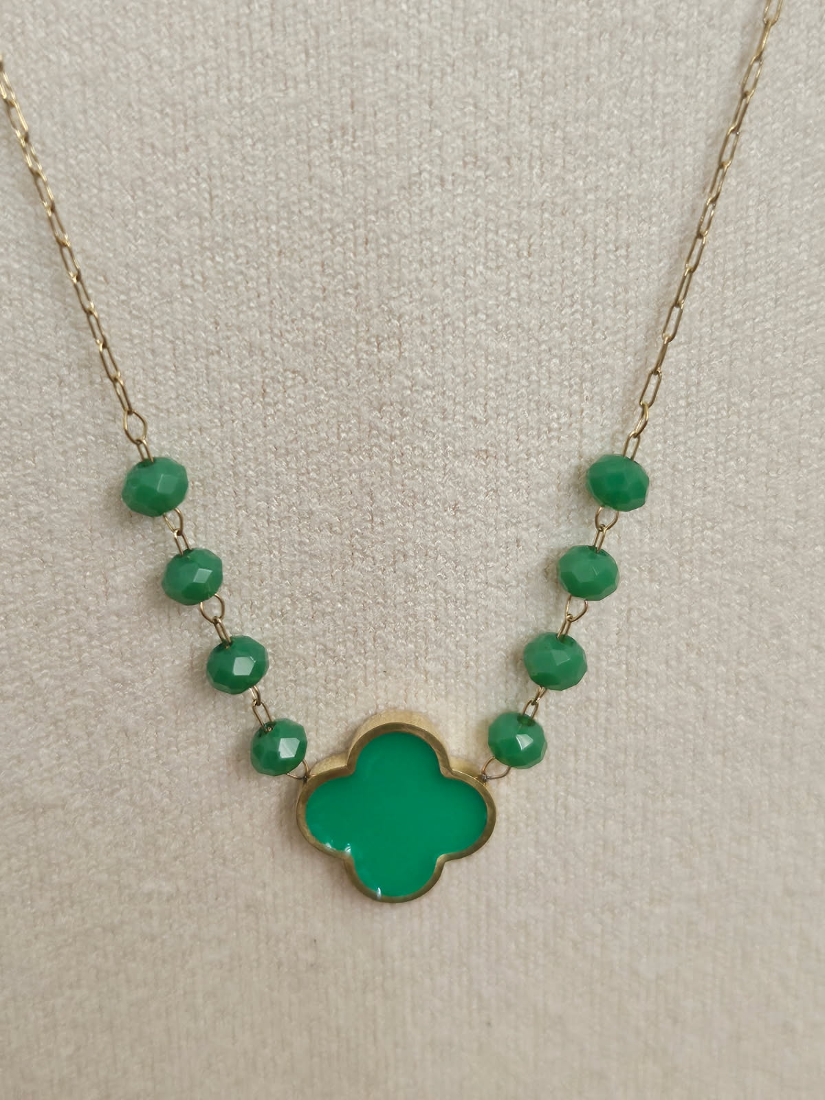 Collier “Trèfle Douceur” – Perles & Couleurs – Image 3